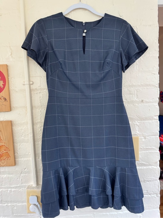 Banana Republic Dresses & Skirts - Banana Republic Navy Windowpane Midi Dress with Ruffle Hem